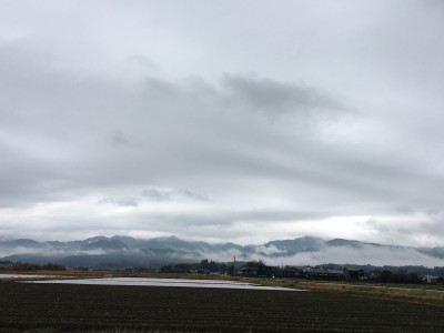 伊佐市大口 土屋眼科から。ここが、50年続く宮崎中央眼科の原点。山並みの風景があまりにも美しくて撮影。多くの方が繋いできてくれた今に感謝。